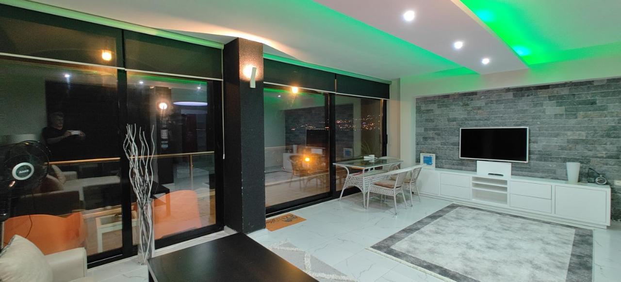 Ferienwohnung Amazing Seaview Flat Kusadası Exterior foto